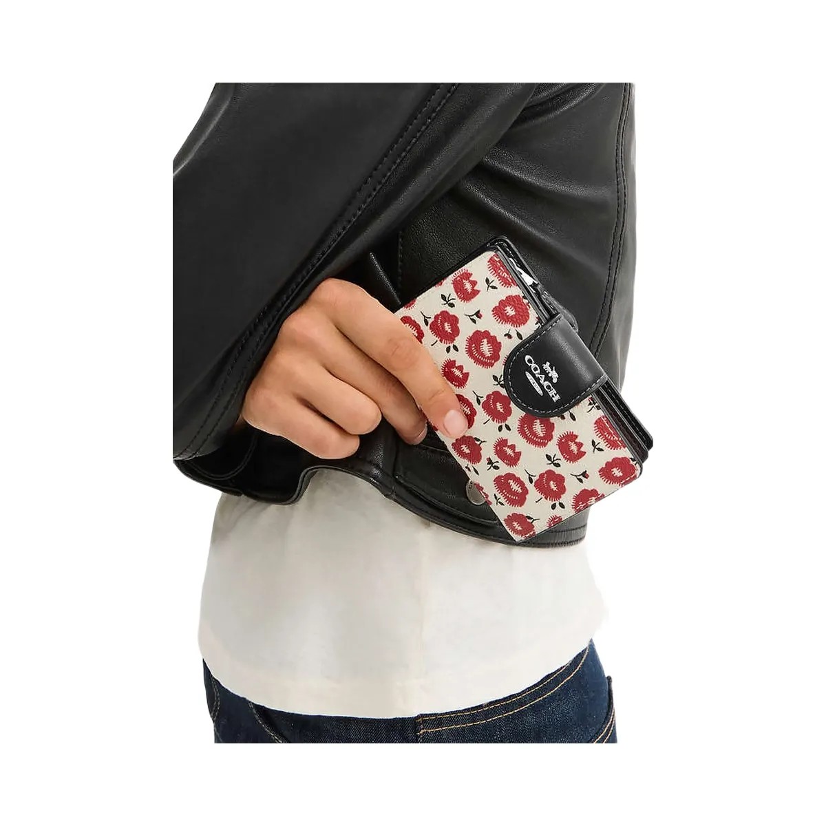 Coach Medium Corner Zip Wallet With Floral Print Silver-Chalk-Black Multi - HypeFly India View 2