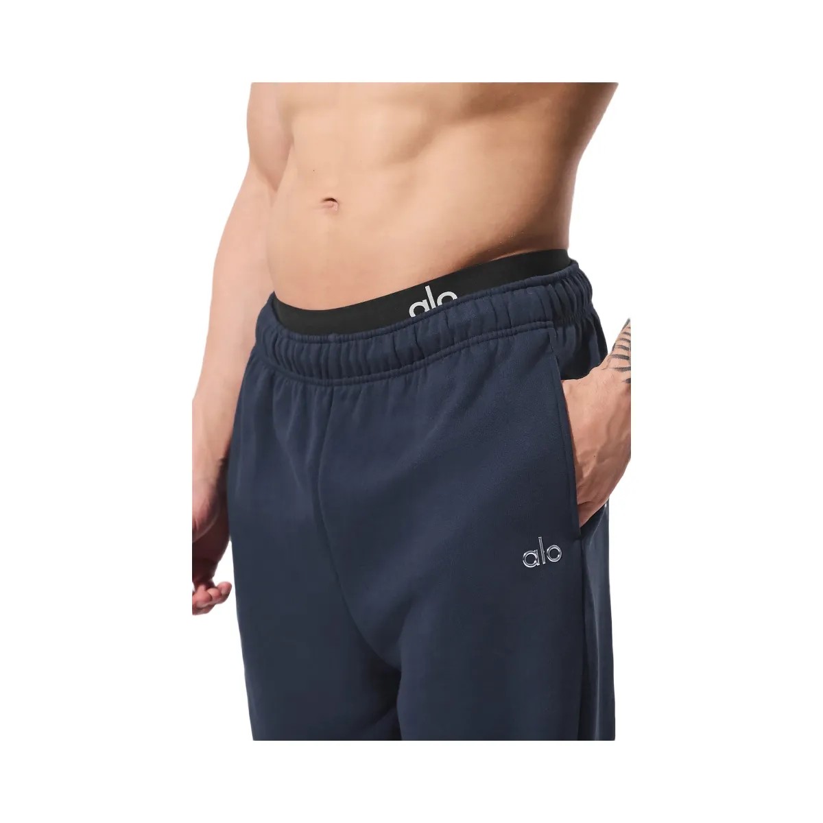 Alo Men's Accolade Sweatpant - Navy - HypeFly India View 2
