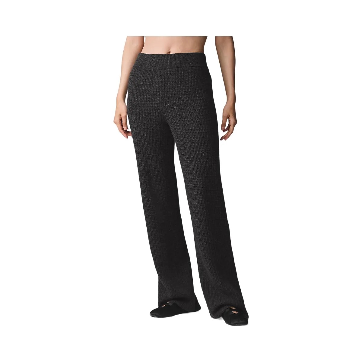 Alo Women's Cashmere High-Waist Plush Waffle Pant - Dark Heather Grey - HypeFly India View 1