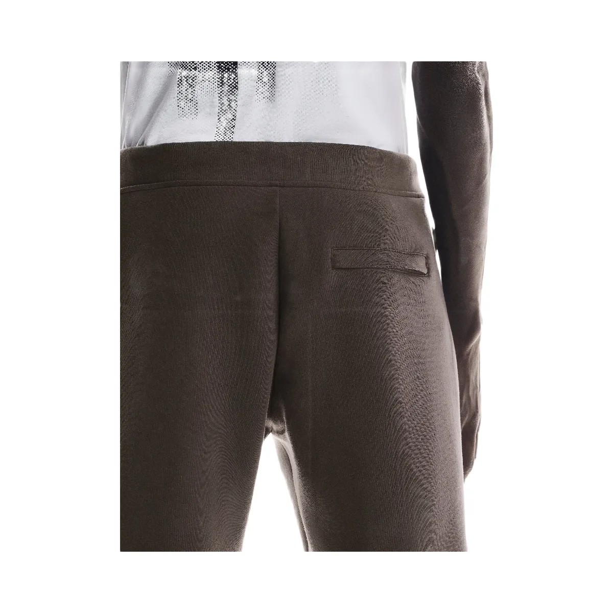 On Focus Tech Sweatpants Pebble - HypeFly India View 3