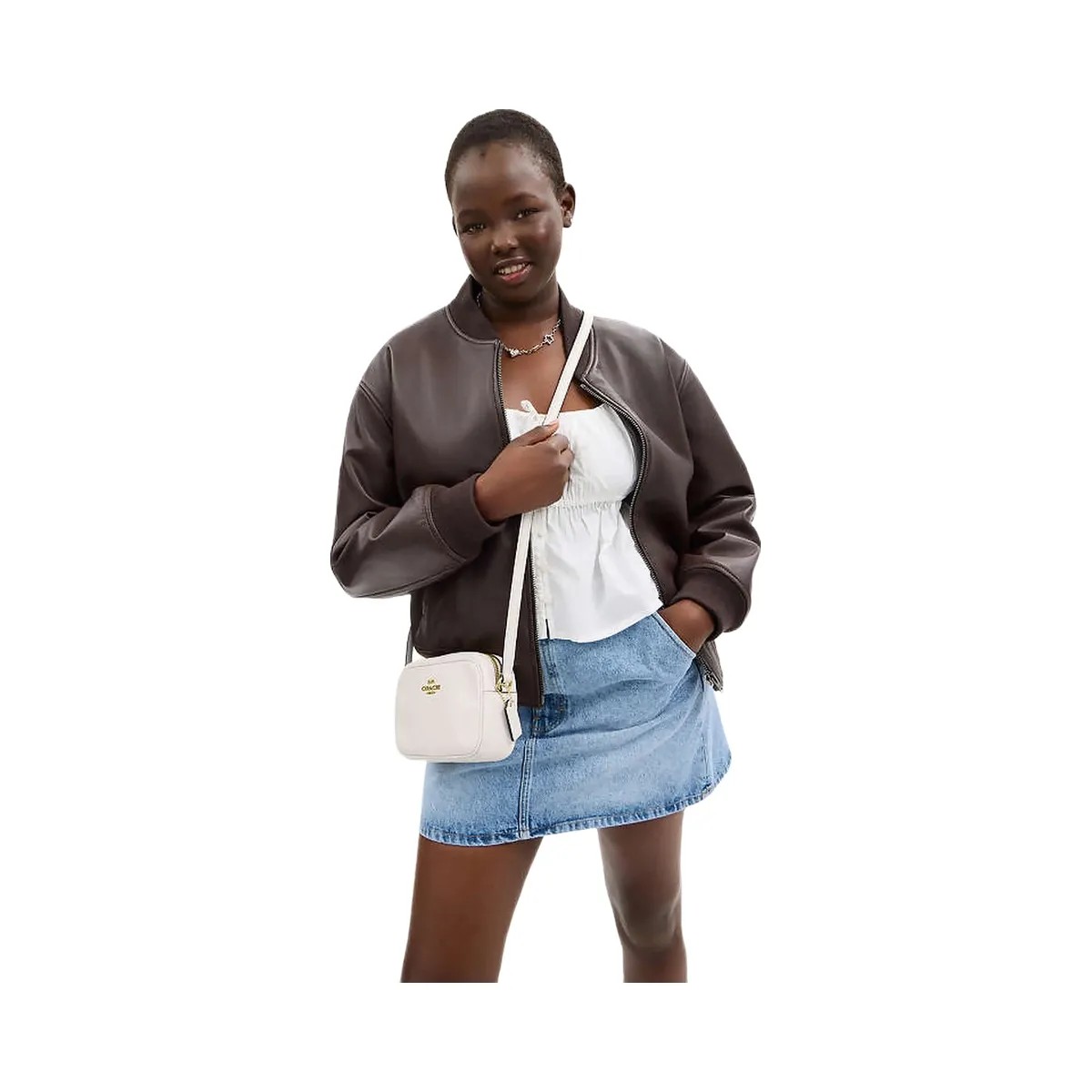 Coach Mini Jamie Camera Bag Pebbled Leather-Gold-Chalk - HypeFly India View 3