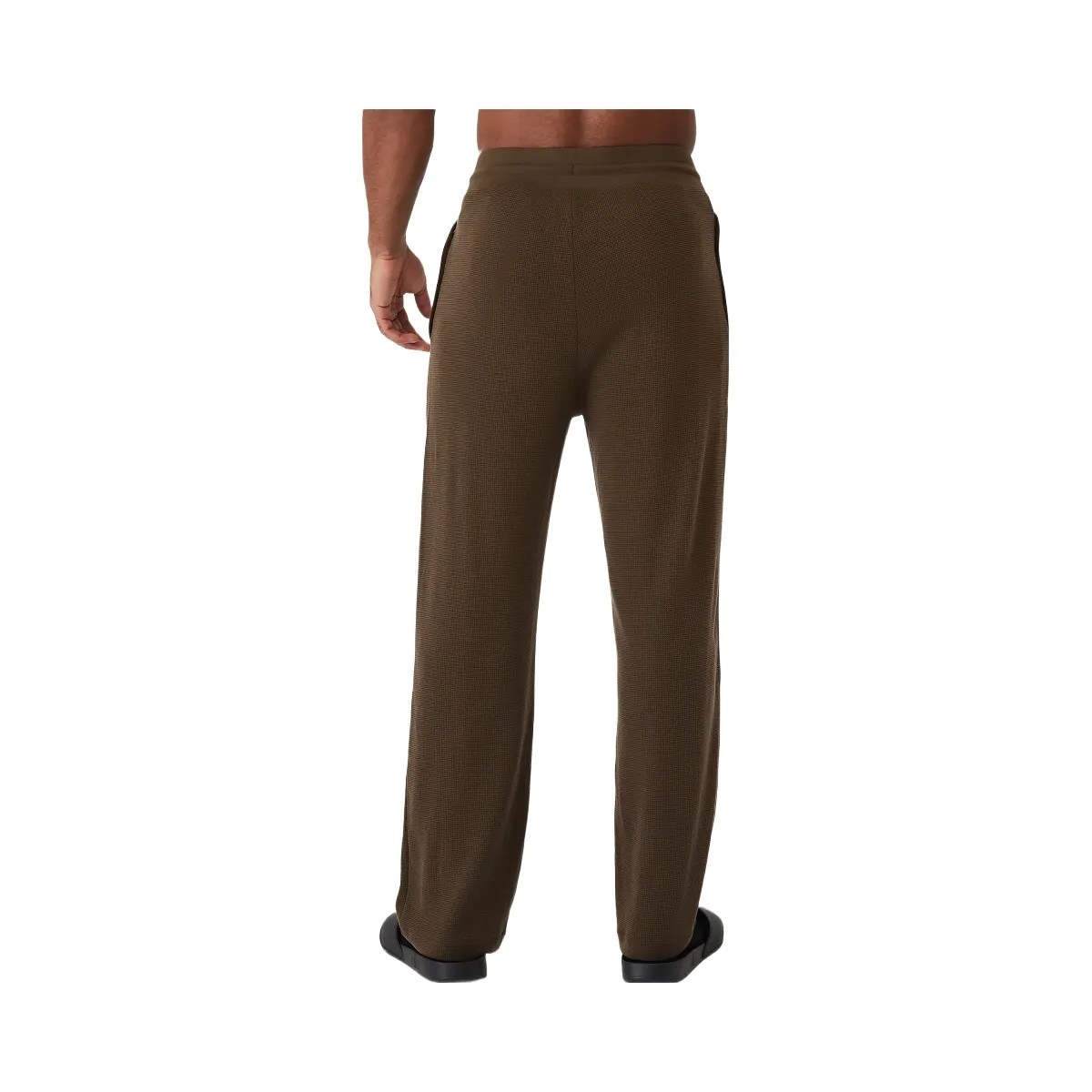 Alo Men's Micro Waffle Fast Break Sweatpant - Espresso - HypeFly India View 4