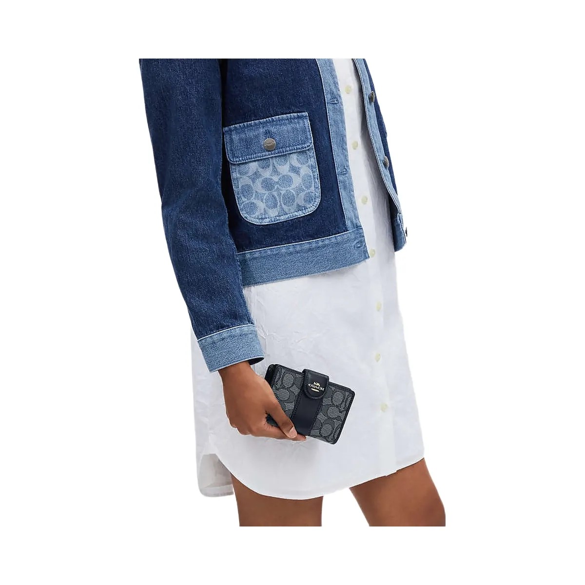 Coach Medium Corner Zip Wallet In Signature Jacquard Signature Jacquard-Gold-Navy-Midnight Navy - HypeFly India View 3