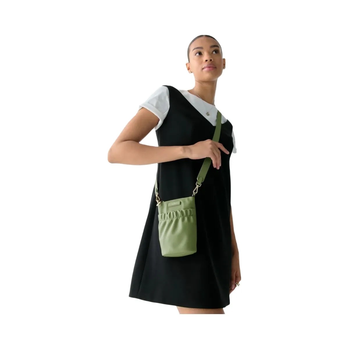 Kate Spade Carter Nylon Phone Crossbody Cedar Stand - HypeFly India View 2