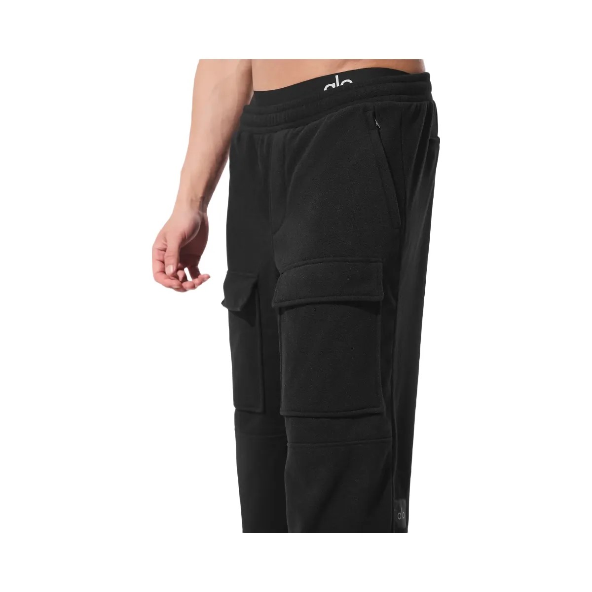 Alo Men's Polar Fleece Ridge Cargo Pants - Black - HypeFly India View 3