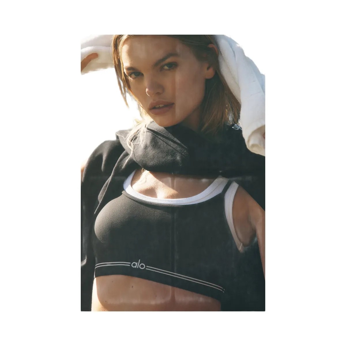 Alo Women's Airbrush Better Together Bra - Black/White - HypeFly India View 6