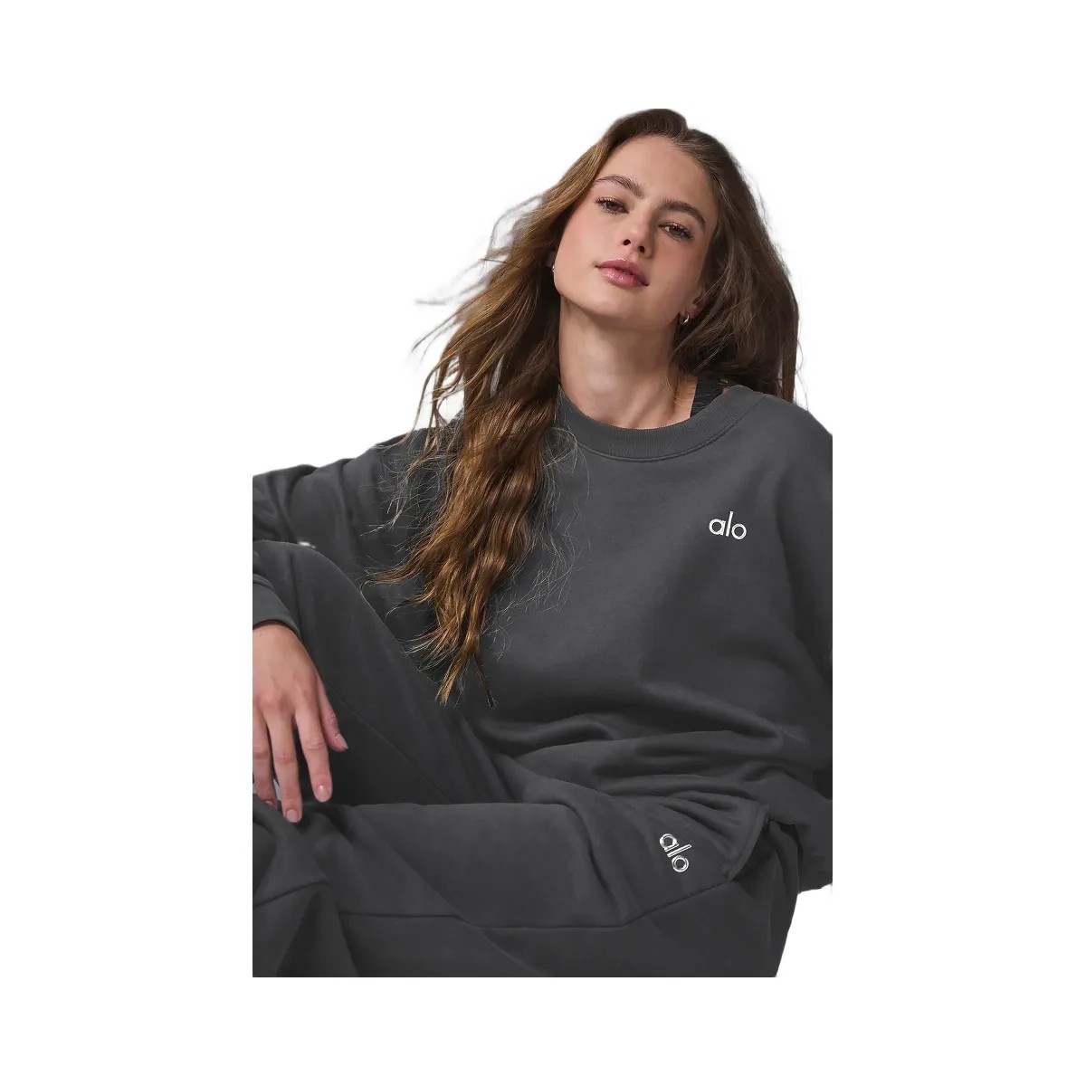 Alo Women's Accolade Crew Neck Pullover - Anthracite - HypeFly India View 2