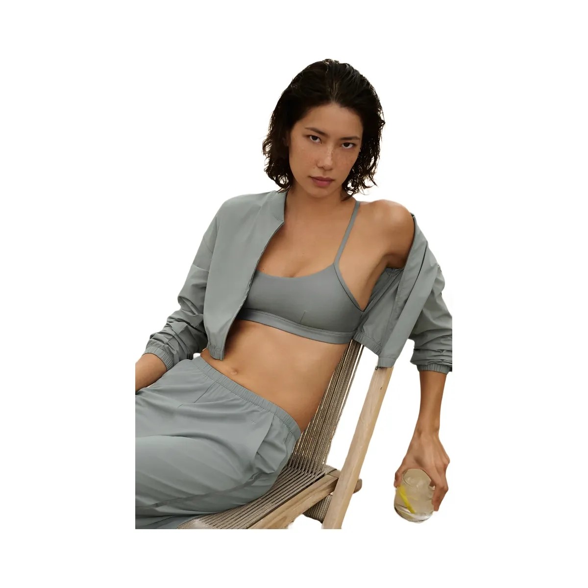 Alo Women's Airlift Intrigue Bra - Lunar Grey - HypeFly India View 4