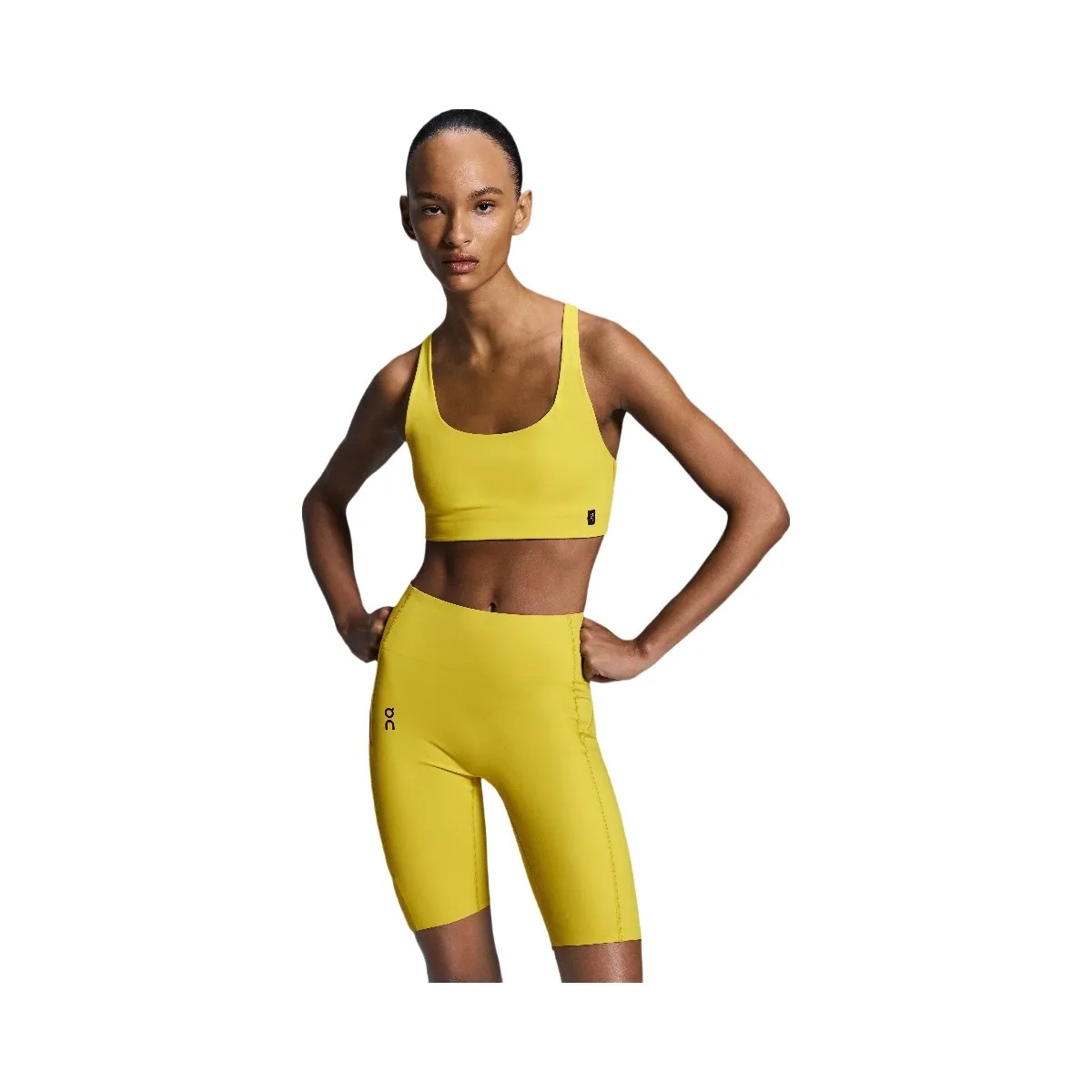 On Movement Tights Short Gecko - HypeFly India View 3