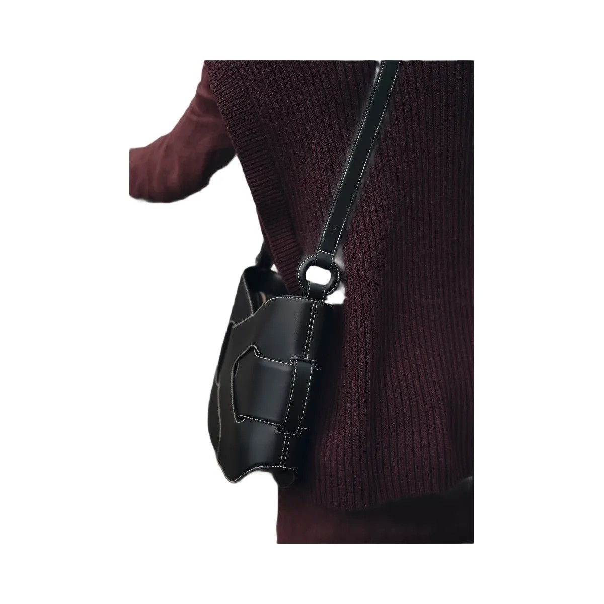 Polene Nodde Hobo Smooth Black - HypeFly India View 6