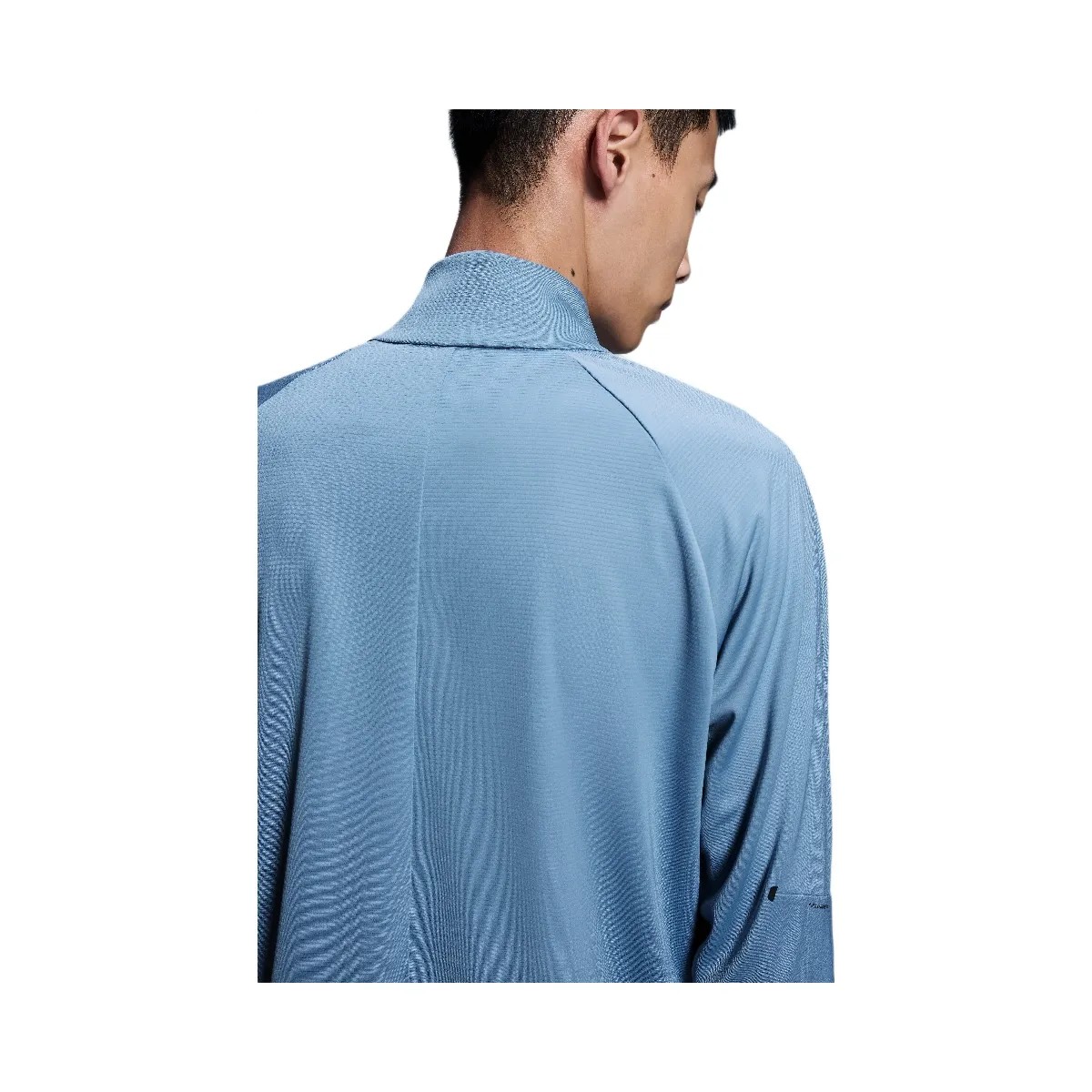 On Climate Shirt Chambray - HypeFly India View 4
