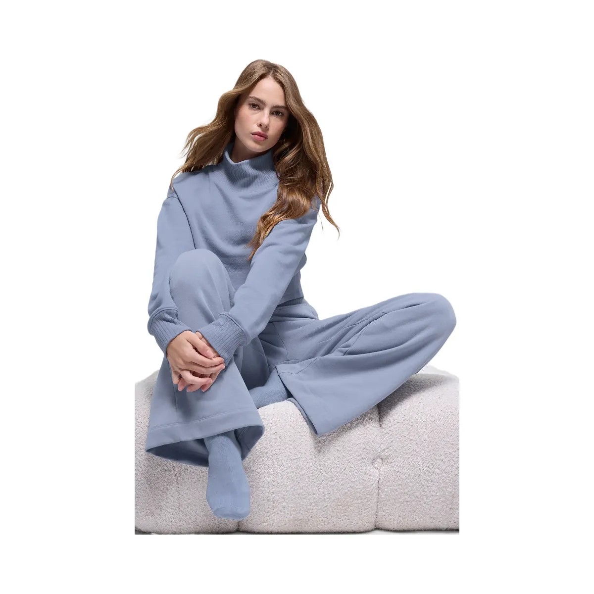 Alo Women's Serenity Wide Leg Sweatpant - Winter Frost - HypeFly India View 5