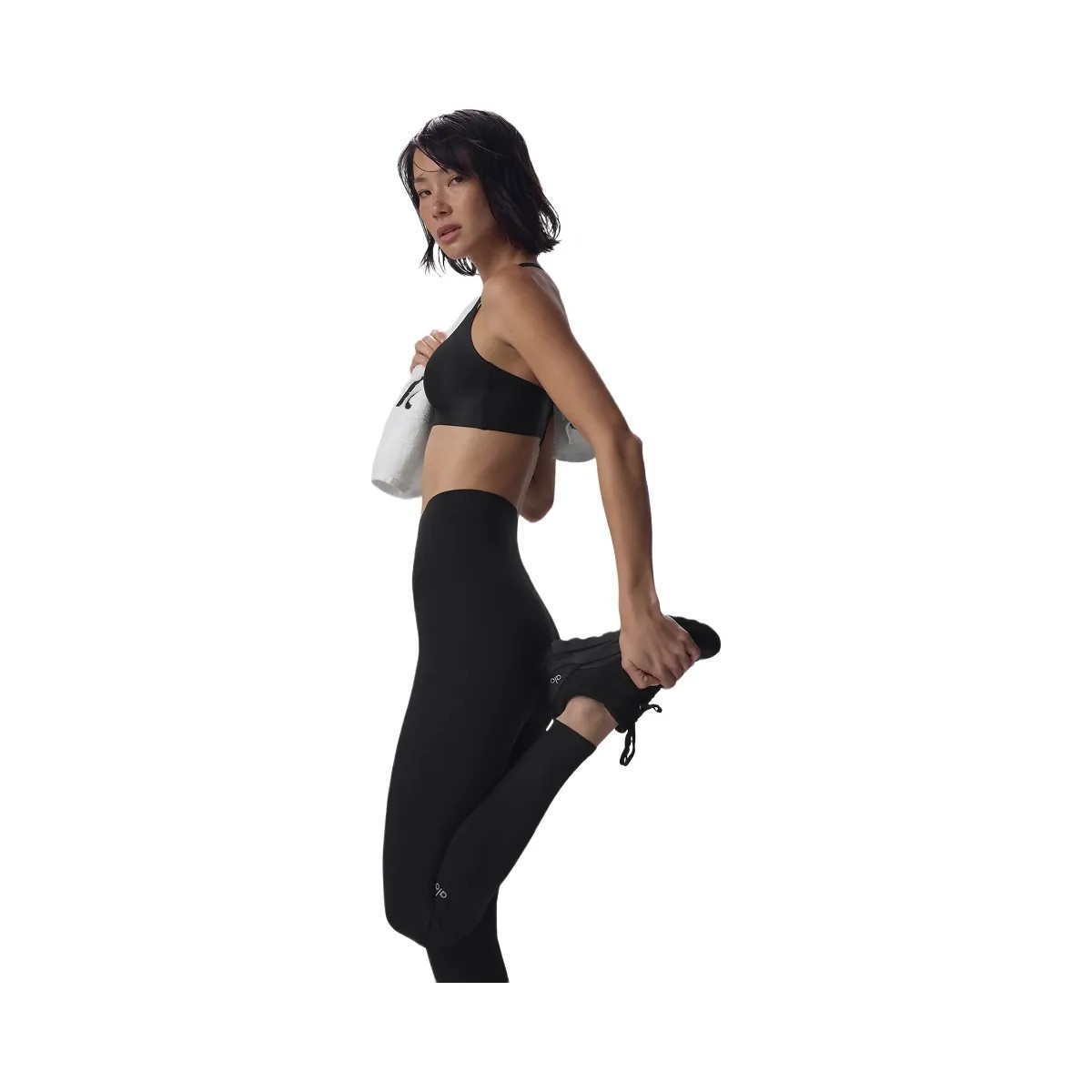 Alo Women's Airlift Strength Extreme High-Waist 7/8 Legging - Black - HypeFly India View 3