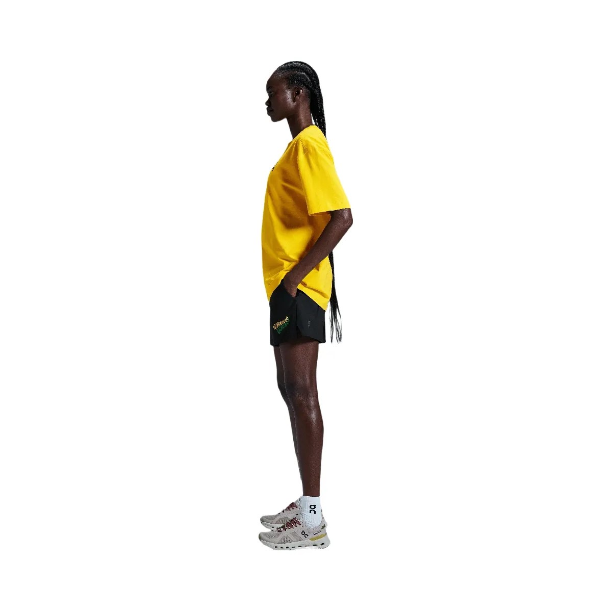 On Core Shorts Walkgood Black - HypeFly India View 4
