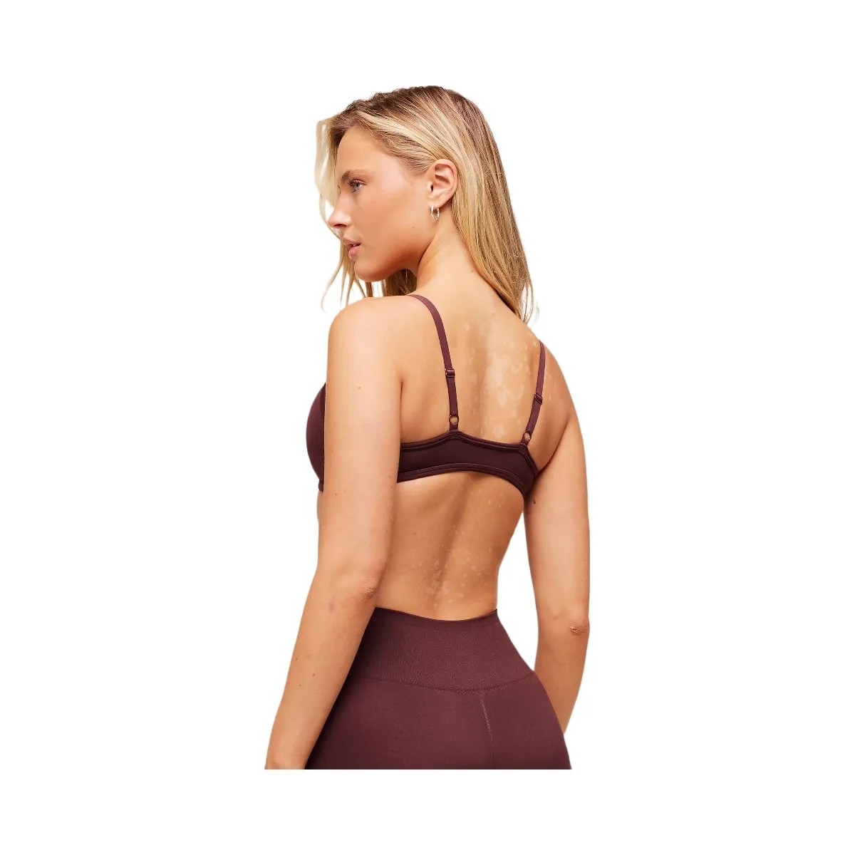 Gymshark Soft Sculpt V-neck Sports Bra - Rich Maroon - HypeFly India View 3