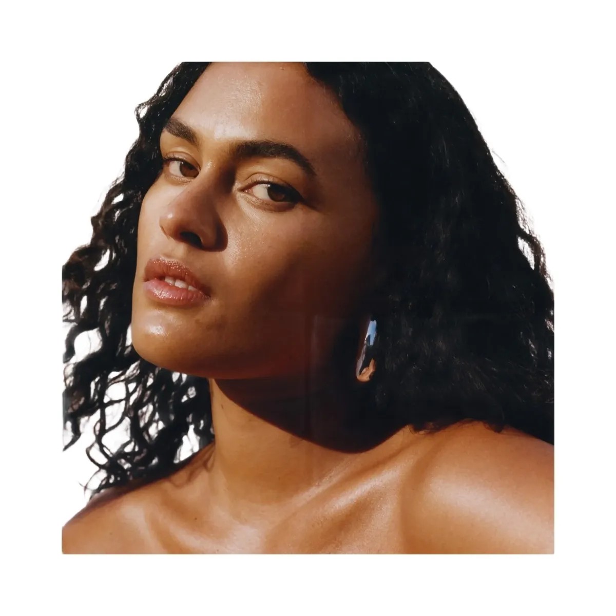 Glossier Futuredew Facial Oil-Serum Hybrid - HypeFly India View 3