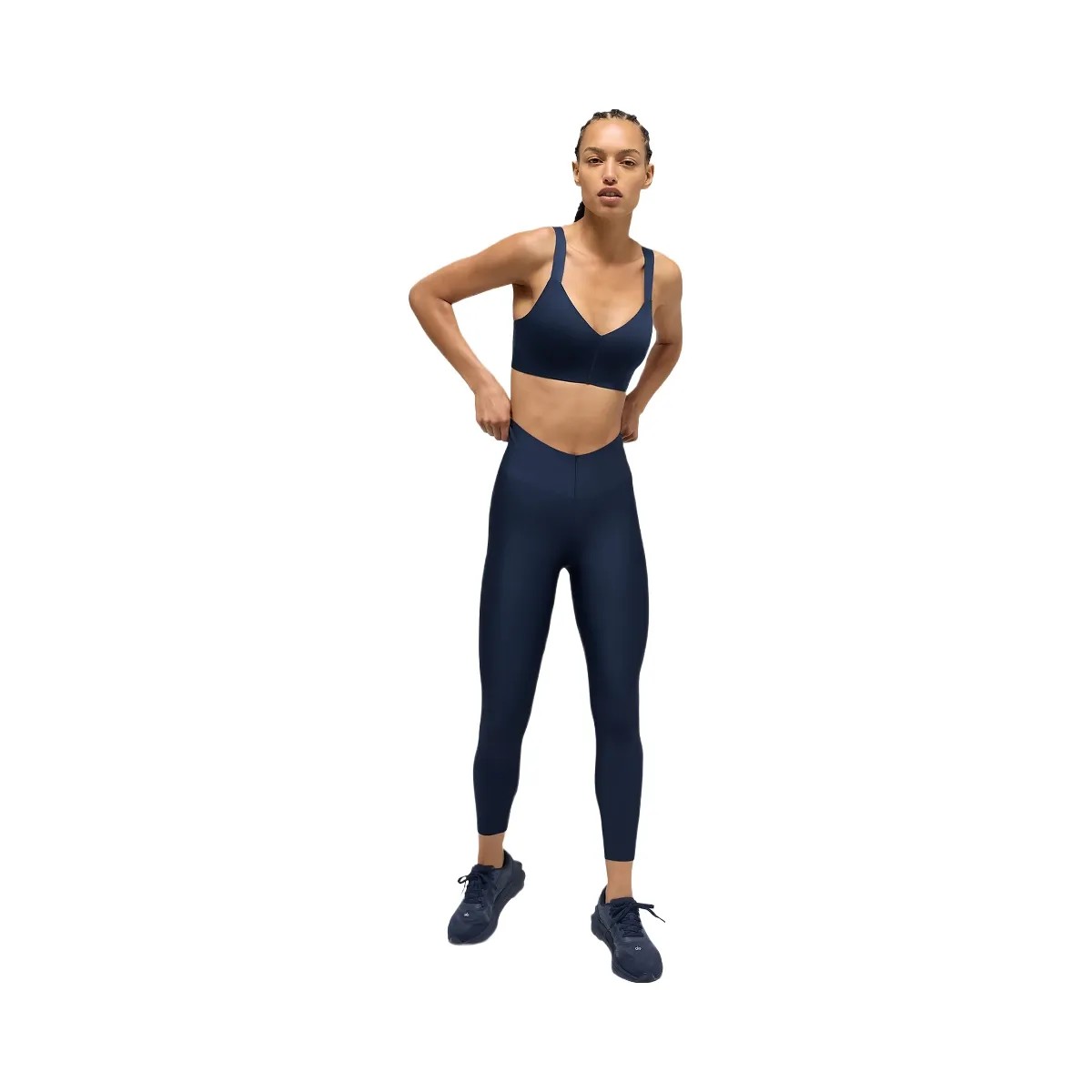 Alo Women's Airlift Strength Bra - Navy - HypeFly India View 3