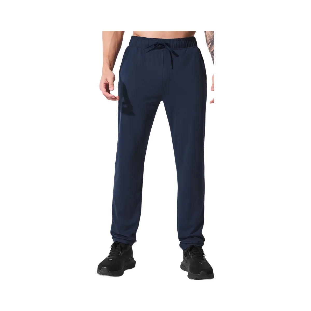 Alo Men's Conquer Pulse Pant - Navy - HypeFly India View 1