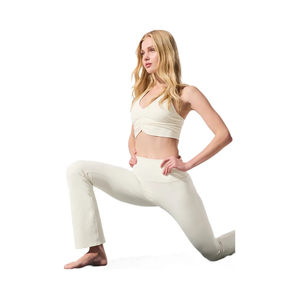 Alo Women's Airbrush High-Waist 7/8 Bootcut Legging - Ivory - HypeFly India View 4
