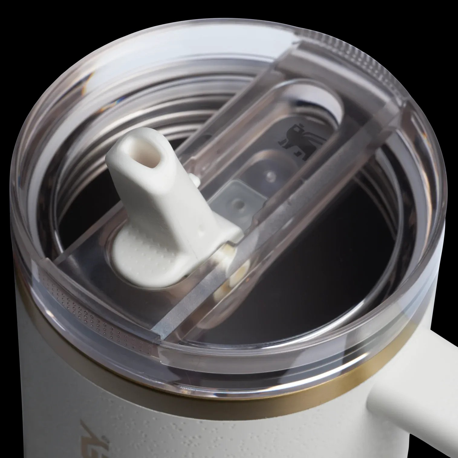 Stanley Quencher Protour Flip Straw Tumbler 'Cream Moon' - HypeFly India View 3