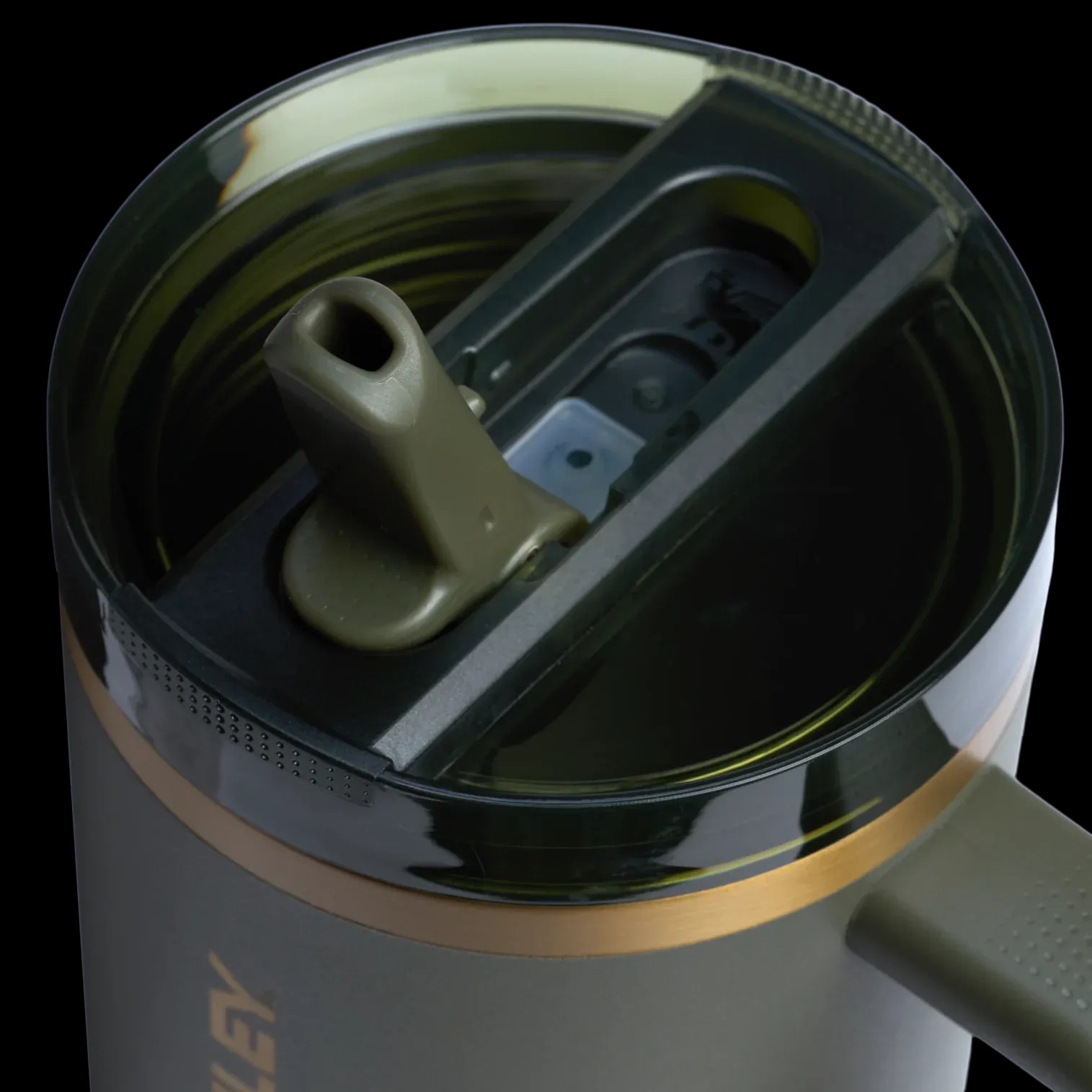 Stanley The Quencher ProTour Flip Straw Tumbler | 40 OZ Cypress - HypeFly India View 3