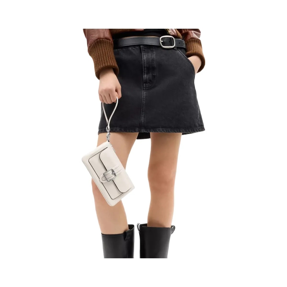 Coach Ashton Wristlet in Silver Chalk - HypeFly India View 4
