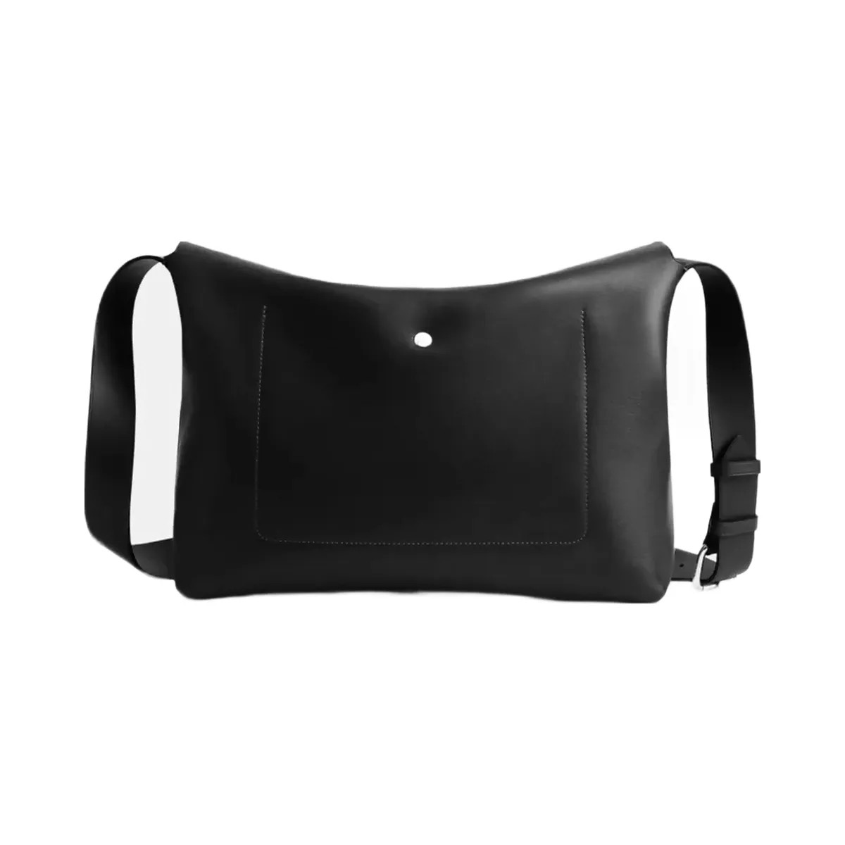 Coach Ludlow Messenger Bag in Black - HypeFly India View 3