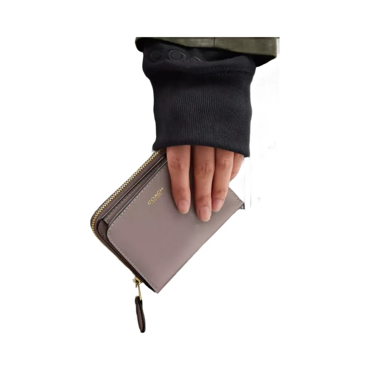 Coach New York Billfold Wallet in Brass Ash - HypeFly India View 5