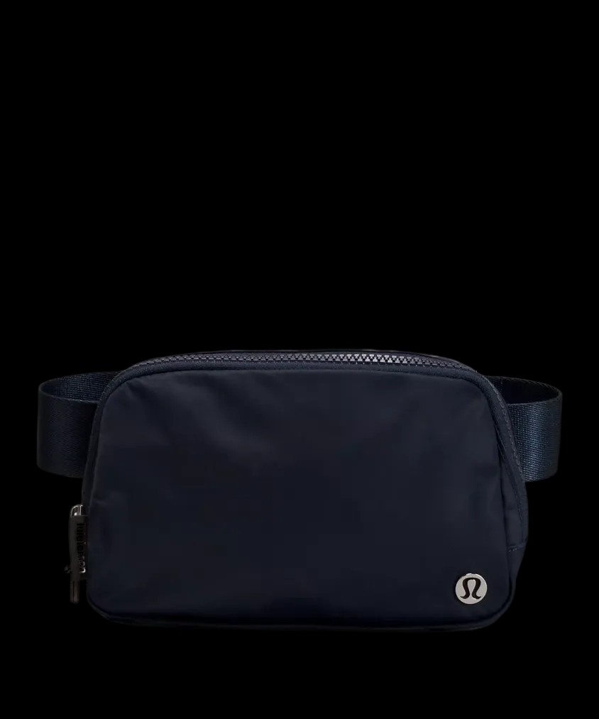 Lululemon Everywhere Belt Bag 1L True Navy - HypeFly India View 1