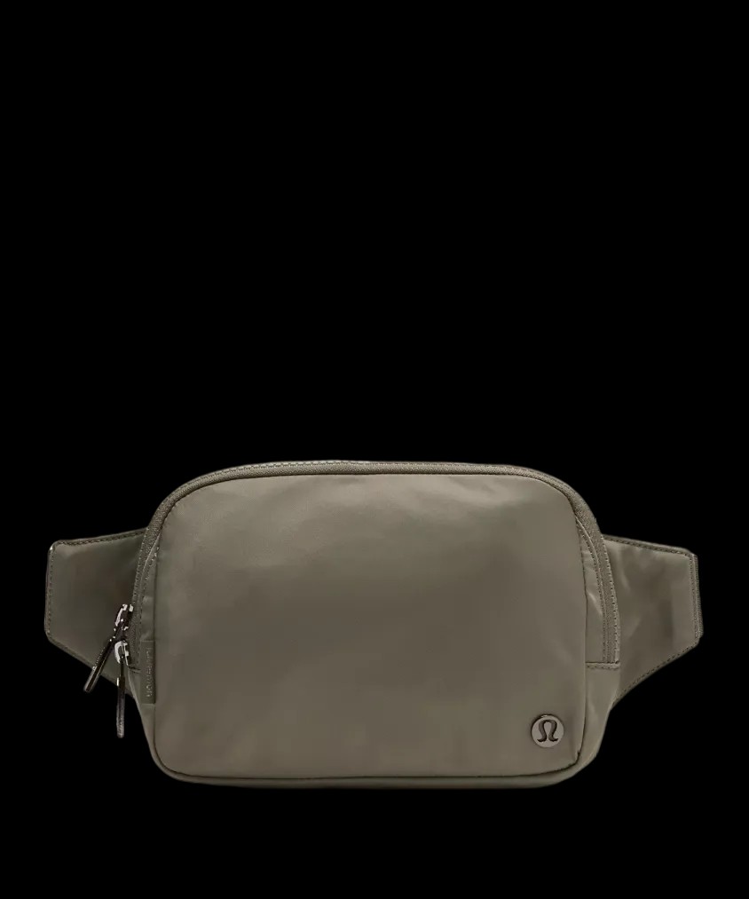 Lululemon Everywhere Belt Bag Large 2L Army Green - HypeFly India View 1