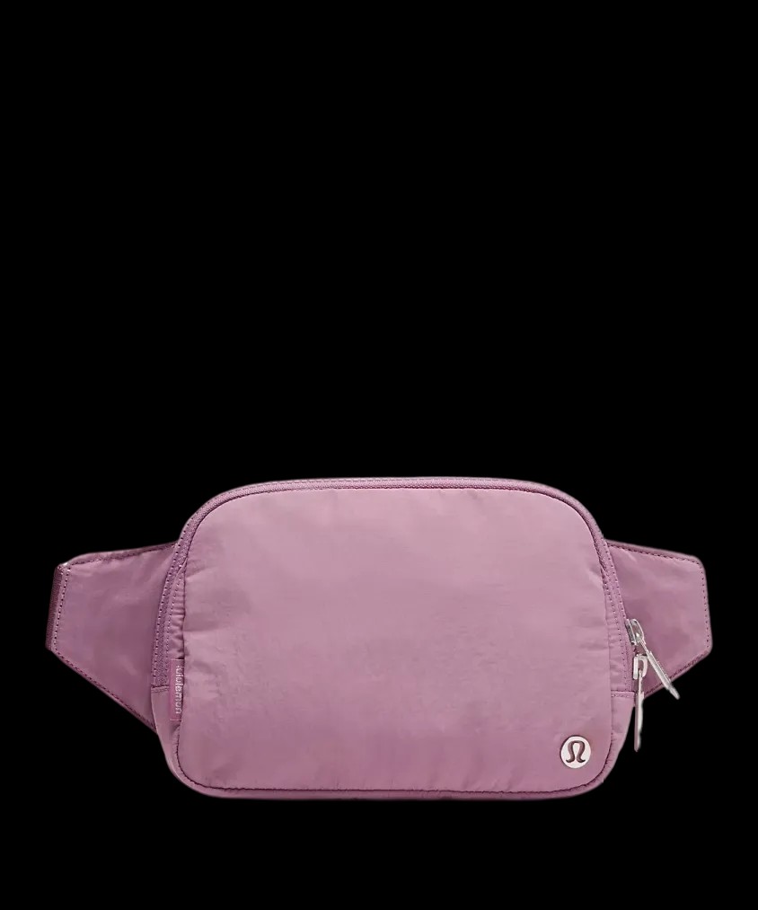 Lululemon Everywhere Belt Bag Large 2L Lavender Lux - HypeFly India View 1