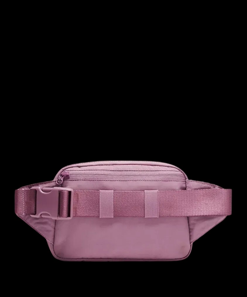 Lululemon Everywhere Belt Bag Large 2L Lavender Lux - HypeFly India View 2