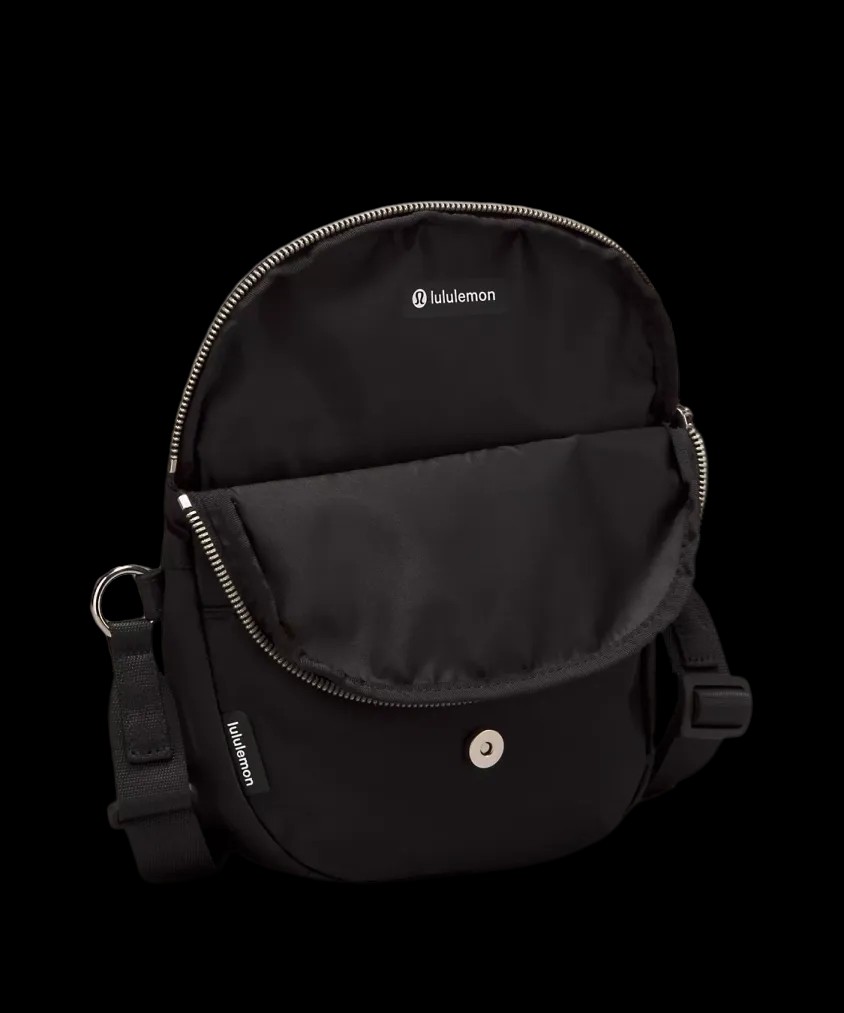 Lululemon All Night Festival Bag Micro 2L Black/Silver - HypeFly India View 2