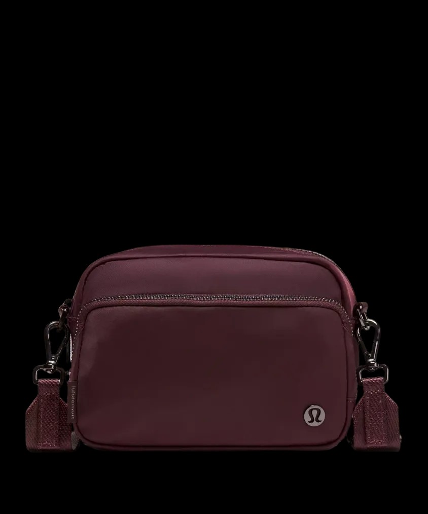 Lululemon Everywhere Crossbody Bag 2L Metal Hardwar Spiced Chai/Rose Gold - HypeFly India View 1