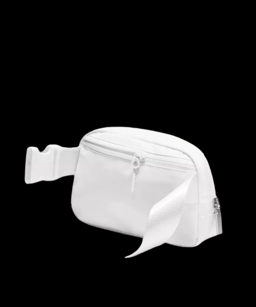 Lululemon Everywhere Belt Bag 1 White - HypeFly India View 2