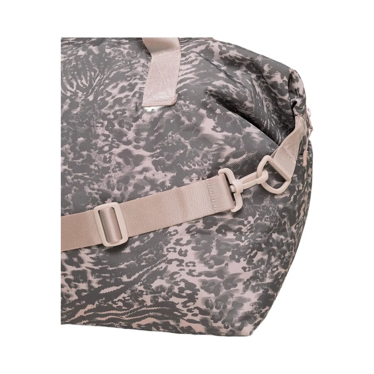 Gymshark Mode Duffle Bag "Dusk Pink" - HypeFly India View 3