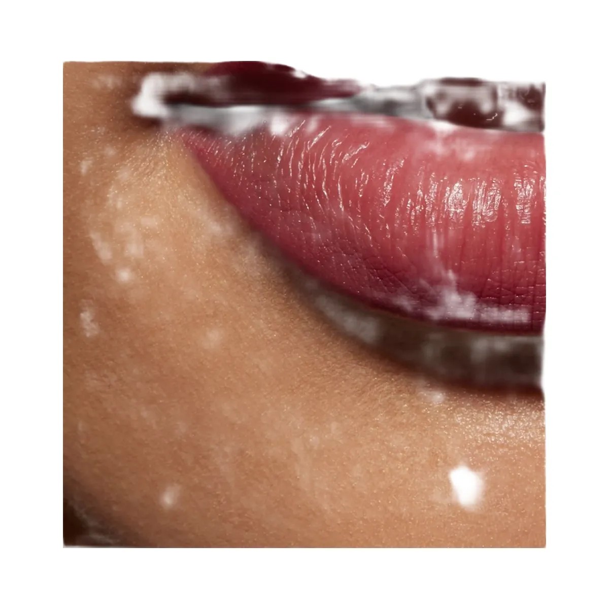 Kylie Precision Pout Lip Liner Mauve Muse - HypeFly India View 3