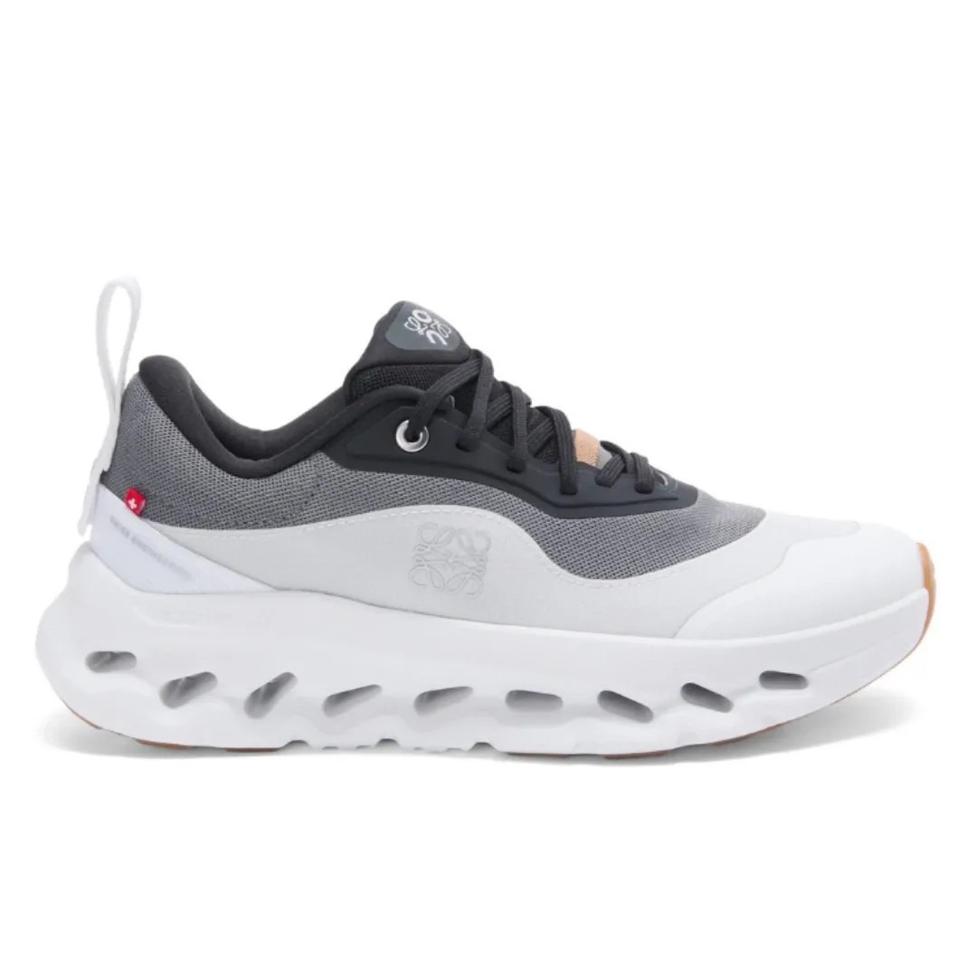 On Running Cloudtilt 2 x Loewe Black/White Gum - HypeFly India View 1