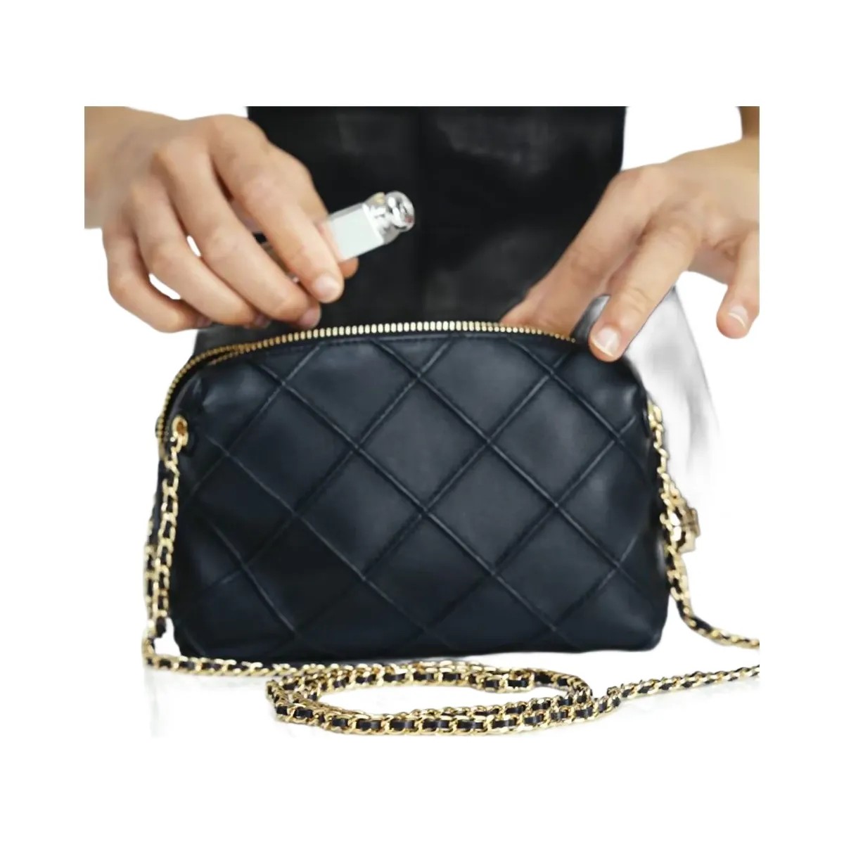 Tory Burch Fleming Soft Crossbody Bag Blanc - HypeFly India View 3
