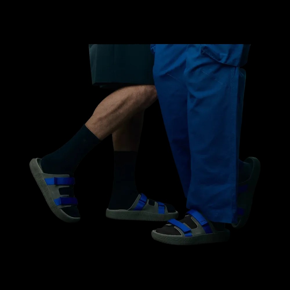 Veja Arpoador Suede x Working Title Kaki - HypeFly India View 4