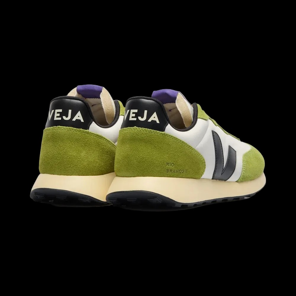 Veja Rio Branco II Nolyn Natural Black Detox - HypeFly India View 3