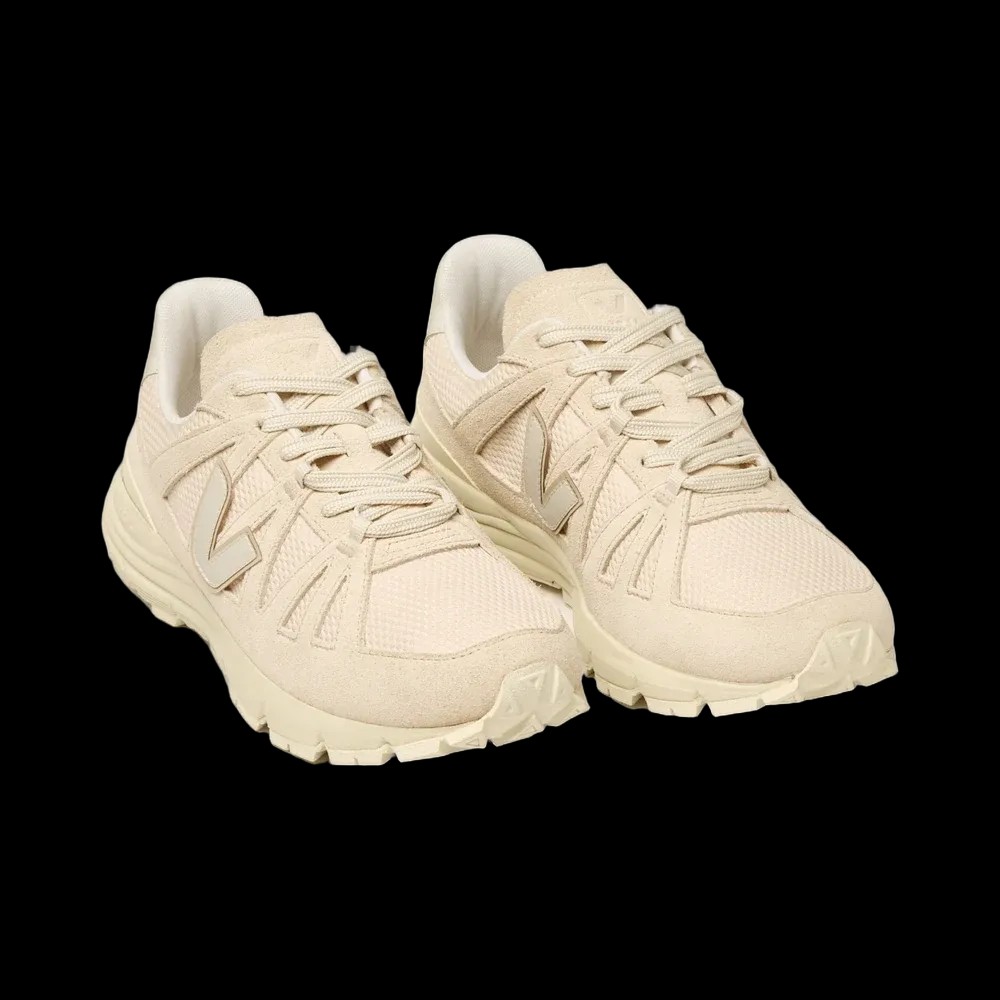 Veja Salar Alveomesh Areia Pierre Oat - HypeFly India View 2