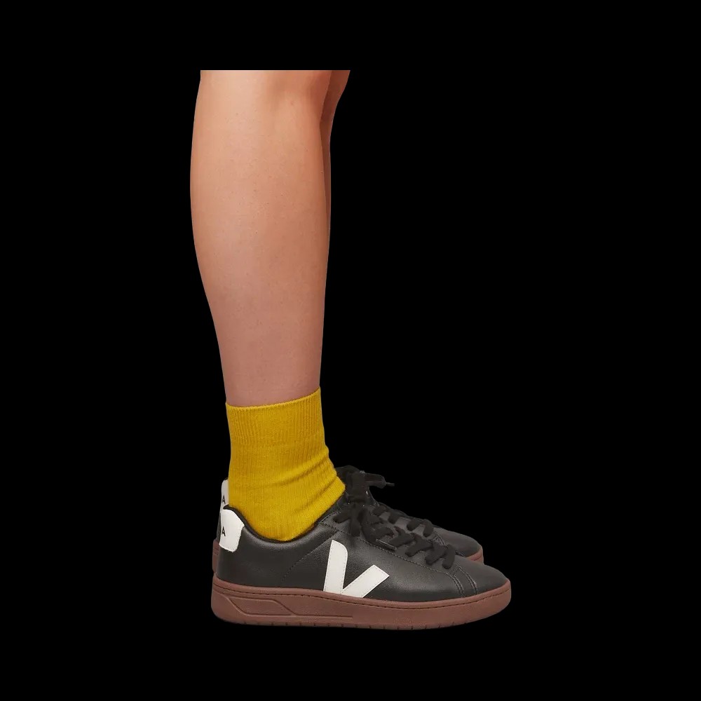Veja Urca CWL Black White - HypeFly India View 4
