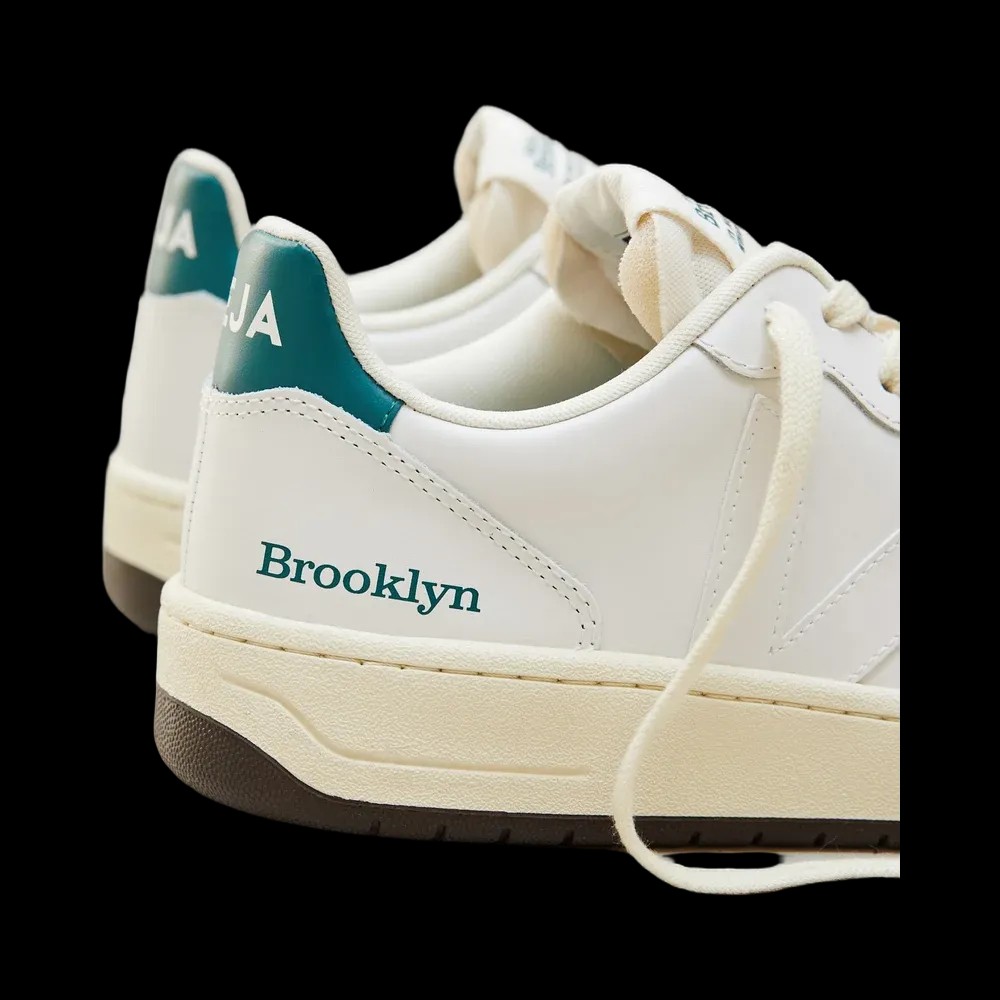 Veja V-10 Leather Brooklyn White Brittany - HypeFly India View 4