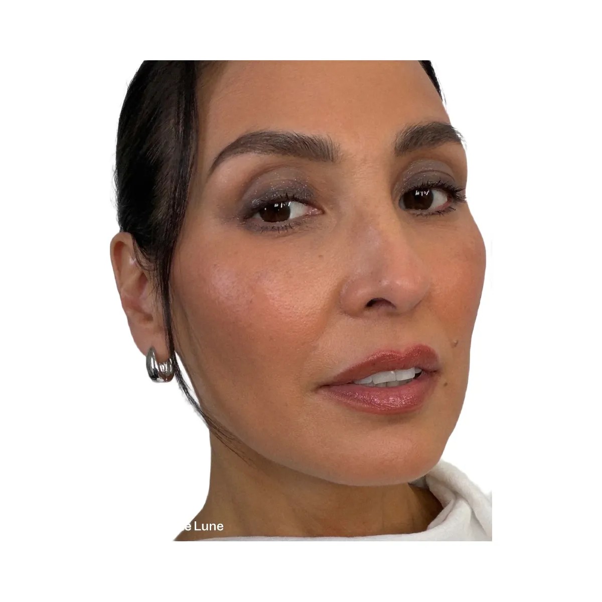 Violette_FR Plume Eyeshadow - Poussiere de Lune - HypeFly India View 4