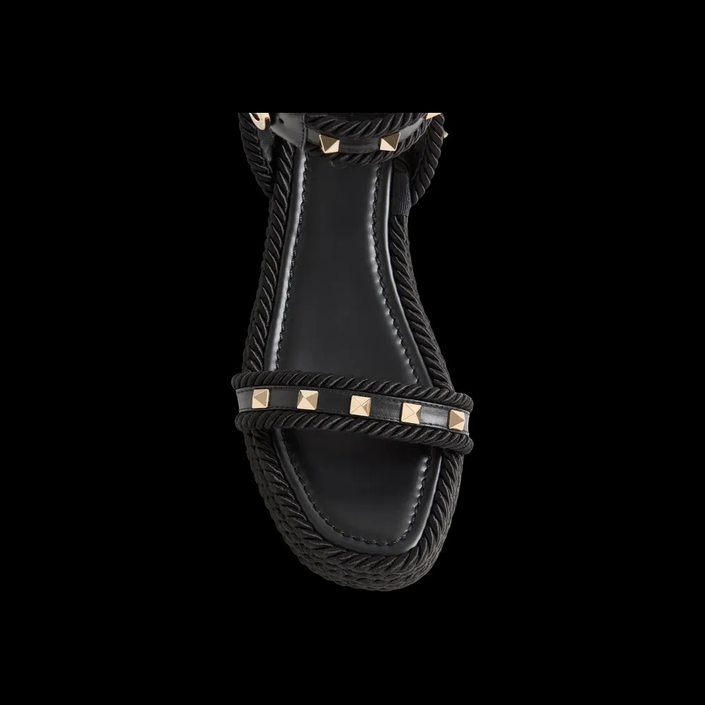 Valentino Rockstud Flatform Sandal In Calfskin 45mm Black - HypeFly India View 4