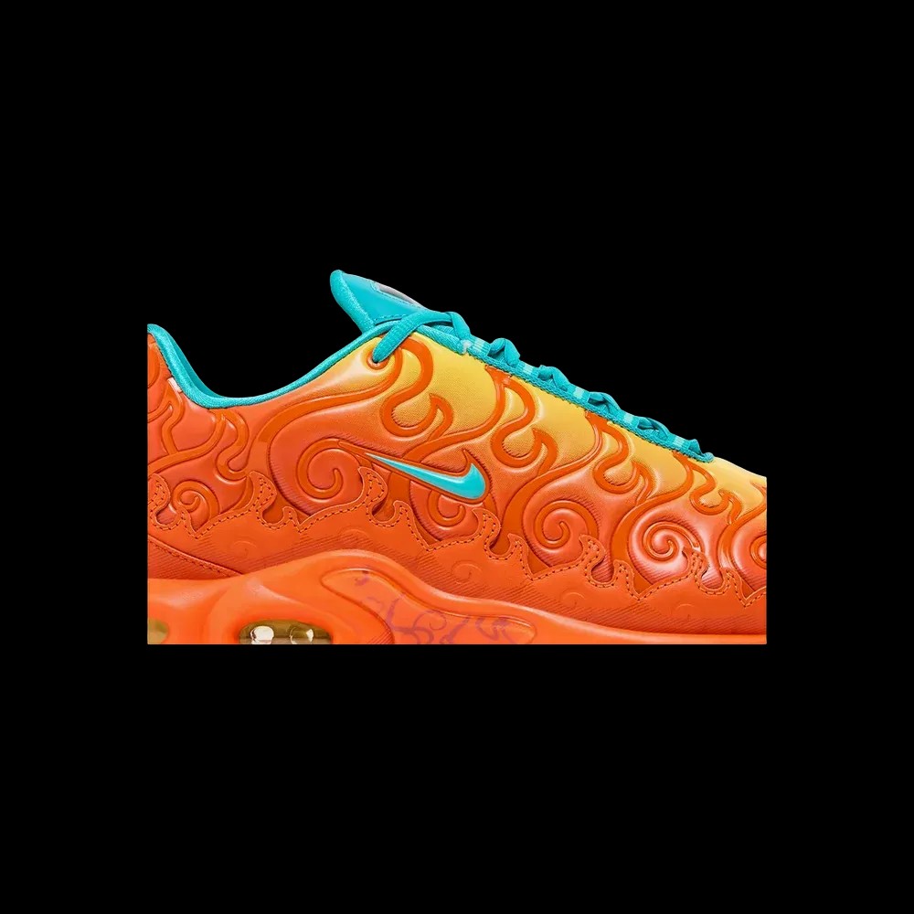 One Piece x Nike Air Max Plus 'Mera Mera' - HypeFly India View 4