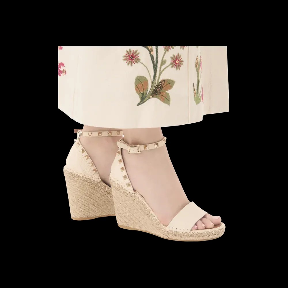 Valentino Double Rockstud Grainy Calfskin Wedge Sandal 105mm Ivory - HypeFly India View 3