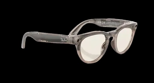 Ray-Ban Meta Low Bridge Fit Headliner 'Shiny Warm Stone' Lenses- Clear/Dark Green Transitions - HypeFly India View 5
