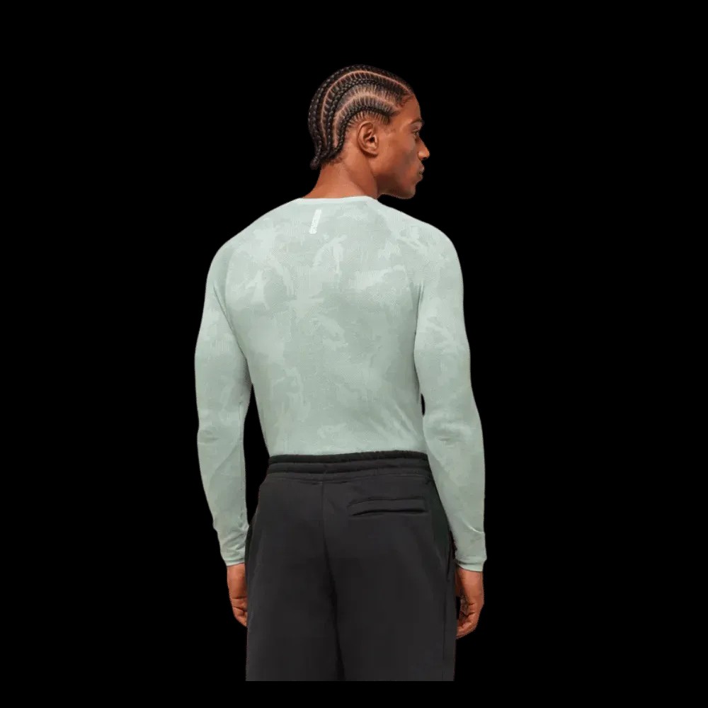 Gymshark Geo Seamless Long Sleeve T-Shirt Morning Blue - HypeFly India View 2